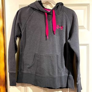 Under Armor Sweatshirt